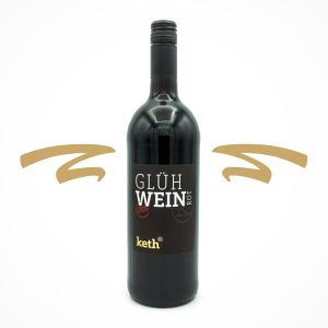 Original roter Winzerglühwein aus dem Hause Keth in Rheinhessen. Der vegane Winzerglühwein wird nach einem über 40 Jahre alten Familienrezept ohne Zusätze von Säften, Wasser oder zusätzlichem Alkohol hergestellt.