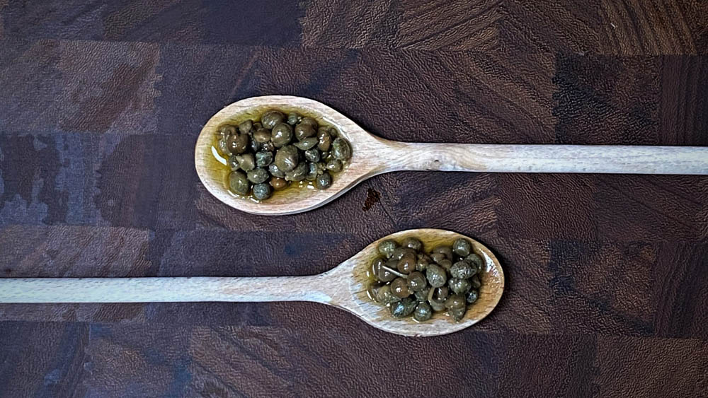 Eingelegte Feinkost: Kapern