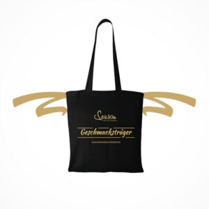 season delicatessen Baumwolltasche mit langen Henkeln, schwarz mit goldfarbenem Aufdruck, Ideal, um Einkäufe nach Hause zu tragen aber auch als Alltags-Handtasche eine super Alternative. Ob beim Schlendern durch die Stadt, Treffen mit Freunden zum Kaffee oder dem Besuch der Familie - mit dieser Tasche trägst du nebem Geschmack auch immer Verantwortung. Sag "NEIN" zu Plastik und entscheide dich für diese natürliche Baumwolltasche.
