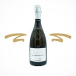 Cartizze Dry Valdobbiadene Prosecco Superiore DOCG - eine 100-jährige Leidenschaft, dieser Prosecco gehört definitiv zur Elite des Valdobbiadene. Im Glas kristallklar, strohgelb mit grünlichen Reflexen. In der Nase ein komplexes und feines Bouquet, Noten von Abate-Birne, Lindenblüte und Glyzine sowie ein intensiver und ausgeprägter Mandelduft.